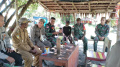 satgas-pamtas-yonif-126kc-bertemu-dengan-apkam-dan-aparat-pemer_20220628_120531.jpg