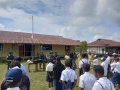 satgas-yonif-126kc-bagi-perlengkapan-sekolah-pelajar-perbatasan_20220721_102325.jpg