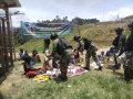 satgas-yonif-mekanis-203ak-kegiatan-sosial-bersama-tokoh-masyar_20230222_091323.jpg