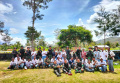 satgas-yonif-raider-142kj-ajak-siswa-sekolah-minum-susu_20230206_113858.jpg