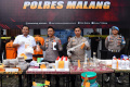 satreskoba-polres-malang-ungkap-rumah-produksi-sabu-di-pasuruan_20240422_172140.jpg