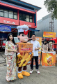 selebgram-klaviera-stephanie-dan-ega-food-bagi-bagi-takjil_20240405_230452.jpg