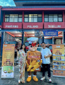 selebgram-klaviera-stephanie-dan-ega-food-bagi-bagi-takjil_20240405_230623.jpg