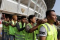Senam Pekerja Renovasi Stadion Utama Gelora Bung Karno