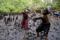 Serunya Ritual Umat Hindu Bali Usai Melaksanakan Nyepi