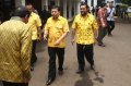 Setnov Bagikan Sapi Kurban Partai Golkar