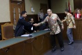 Sidang Putusan Asrun dan Adriatma