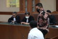 sidang-putusan-robin-pattuju-dan-maskur-husain_20220112_164607.jpg