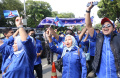 Simpatisan Partai Demokrat Meriahkan Pendaftaran Pemilu 2024
