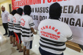 sindikat-jaringan-uang-palsu-dibekuk-polda-kepri_20240131_150950.jpg
