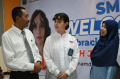 siswa-asing-disambut-tari-saman-ratoe-jaroe-aceh_20240812_161910.jpg