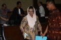 Siti Fadilah Supari Bacakan Pledoi