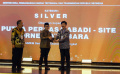 smartfren-raih-csr-pdb-awards-2024-dari-kemendesa-pdtt_20240509_222924.jpg