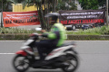spanduk-dukungan-hak-angket-dpr-di-kota-bandung_20240302_213731.jpg