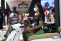 SPG Cantik di IIMS 2023
