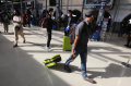 Suasana Arus Mudik di Stasiun Proyek Senen Jakarta