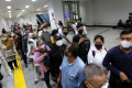 Suasana di Stasiun Manggarai Pascaperubahan Rute Perjalanan KRL