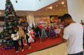 Suasana natal di Pusat Perbelanjaan di Medan