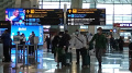 suasana-penumpang-bandara-soetta-tangerang-menuju-transisi-norma_20220308_144500.jpg