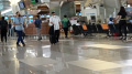Suasana Penumpang Bandara Soetta Tangerang Menuju Transisi Norma