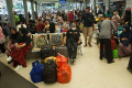 suasana-stasiun-pasar-senen-h-2-lebaran_20240408_180835.jpg