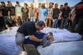sudah-5000-orang-tewas-di-gaza-akibat-serangan-israel_20231024_153714.jpg