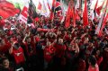 Suporter PSM Konvoi Keliling Makassar