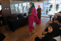 surabaya-fashion-parade-ke-15-gandeng-20-desainer-umkm_20220923_221028.jpg