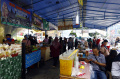 Pasar Takjil di Bendungan Hilir Masih Diminati Warga Jakarta
