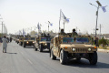 taliban-pamerkan-alutsista-peninggalan-as_20240816_080015.jpg
