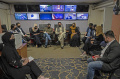 taliban-wajibkan-presenter-tv-wanita-bercadar_20220523_174748.jpg