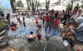 Taman Sejarah Balai Kota Bandung Ramai Pengunjung