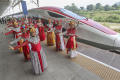 tarian-nusantara-meriahkan-hari-lahir-pancasila_20240601_215118.jpg