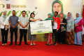 teh-cap-botol-mengandeng-pemerintah-kota-jakarta-timur-luncurkan_20231106_223619.jpg