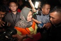 Terlibat Suap Meikarta, Bupati Bekasi Neneng Hassanah Ditahan KPK