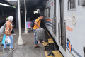Tiket Kereta Jelang Libur Nataru di Stasiun Malang