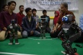 Tim Robot ITS Melakukan Persiapan