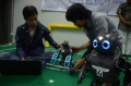 Tim Robot ITS Melakukan Persiapan