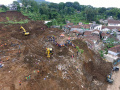Tim SAR Cari Korban di Desa Cijedil