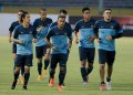 Timnas Indonesia Coba Lapangan SUGBK
