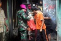 TNI Gelar Dapur Umum Ringankan Beban Warga Terdampak Covid-19