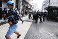 Tolak IMF, Demonstrasi Ricuh di Argentina Tolak IMF, Demonstrasi Ricuh di Argentina