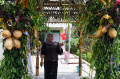 tps-di-kabupaten-malang-berkonsep-hajatan-pernikahan_20240214_141534.jpg