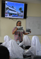 tri-noviyanto-p-utomo-dosen-tamu-di-smamda-surabaya_20231106_200820.jpg