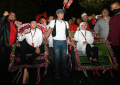 tri-rismaharini-zahrul-azhar-asumta-daftar-pilgub-jatim_20240830_100035.jpg