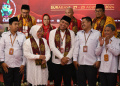 Tri Rismaharini-Zahrul Azhar Asumta Daftar Pilgub Jatim