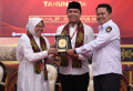 Tri Rismaharini-Zahrul Azhar Asumta Daftar Pilgub Jatim
