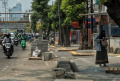 tumpukan-material-di-kawasan-pedestrian-matraman_20231107_212938.jpg