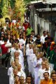 umat-budha-rayakan-tri-suci-waisak_20160525_122606.jpg
