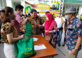 Unpar dan IKA Unpar Bagi 1.000 Paket Sembako Kepada Warga Unpar dan IKA Unpar Bagi 1.000 Paket Sembako Kepada Warga